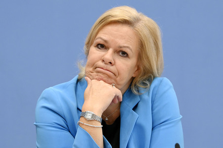Bundespressekonferenz Bundeslagebild zur Organisierten Kriminalität 2022 in Berlin