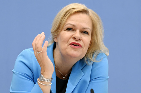 Bundespressekonferenz Bundeslagebild zur Organisierten Kriminalität 2022 in Berlin