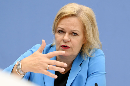 Bundespressekonferenz Bundeslagebild zur Organisierten Kriminalität 2022 in Berlin