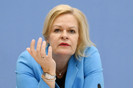 Bundespressekonferenz Bundeslagebild zur Organisierten Kriminalität 2022 in Berlin