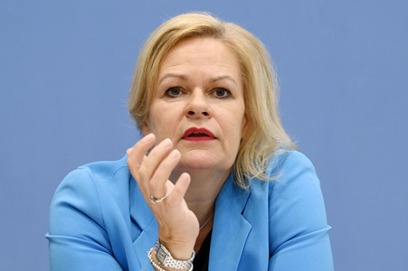 Bundespressekonferenz Bundeslagebild zur Organisierten Kriminalität 2022 in Berlin