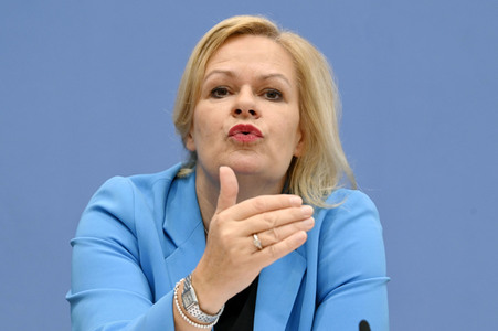 Bundespressekonferenz Bundeslagebild zur Organisierten Kriminalität 2022 in Berlin