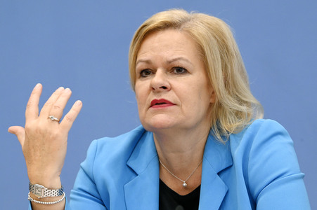 Bundespressekonferenz Bundeslagebild zur Organisierten Kriminalität 2022 in Berlin