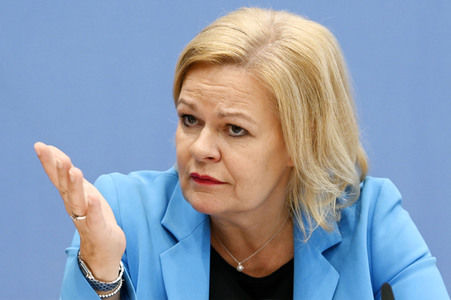 Bundespressekonferenz Bundeslagebild zur Organisierten Kriminalität 2022 in Berlin