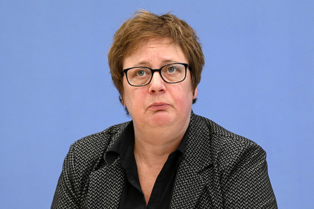 Bundespressekonferenz Vorschläge zum Umgang mit dem Wolf in Berlin