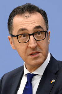 Bundespressekonferenz Vorstellung des Ernährungsreports 2023 in Berlin