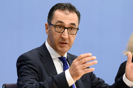 Bundespressekonferenz Vorstellung des Ernährungsreports 2023 in Berlin