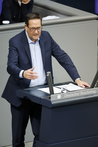 129. Sitzung des Deutschen Bundestages in Berlin