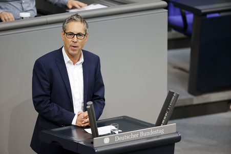 129. Sitzung des Deutschen Bundestages in Berlin