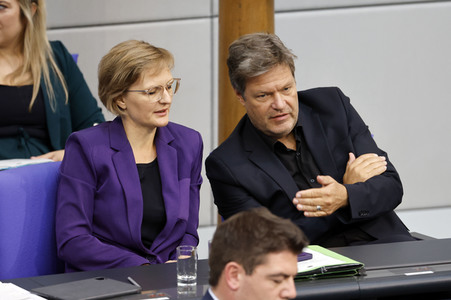129. Sitzung des Deutschen Bundestages in Berlin