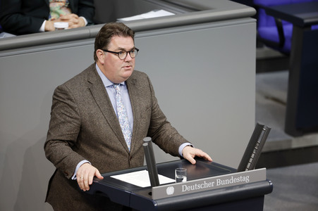 129. Sitzung des Deutschen Bundestages in Berlin