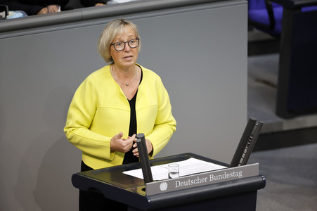 129. Sitzung des Deutschen Bundestages in Berlin