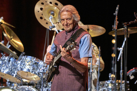 Konzert vom John McLaughlin Quintet in Hannover