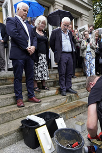 Stolpersteinverlegung vor der Archenhold-Sternwarte in Berlin