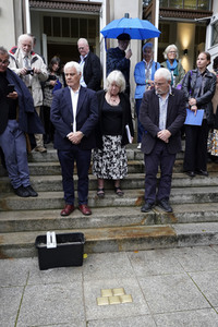 Stolpersteinverlegung vor der Archenhold-Sternwarte in Berlin