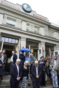 Stolpersteinverlegung vor der Archenhold-Sternwarte in Berlin