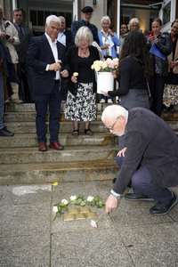 Stolpersteinverlegung vor der Archenhold-Sternwarte in Berlin