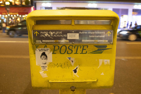 Symbolfoto Post in Frankreich