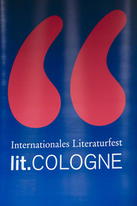 Dirk Steffens bei der lit.Cologne Spezial 2023 in Köln