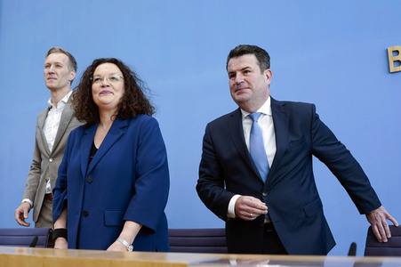 Bundespressekonferenz Turbo zur Arbeitsmarktintegration in Berlin