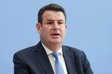 Bundespressekonferenz Turbo zur Arbeitsmarktintegration in Berlin