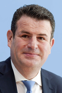 Bundespressekonferenz Turbo zur Arbeitsmarktintegration in Berlin