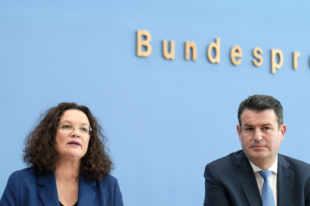 Bundespressekonferenz Turbo zur Arbeitsmarktintegration in Berlin