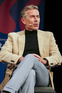 Dirk Steffens bei der lit.Cologne Spezial 2023 in Köln