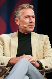 Dirk Steffens bei der lit.Cologne Spezial 2023 in Köln