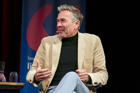 Dirk Steffens bei der lit.Cologne Spezial 2023 in Köln