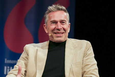 Dirk Steffens bei der lit.Cologne Spezial 2023 in Köln