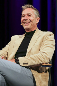 Dirk Steffens bei der lit.Cologne Spezial 2023 in Köln