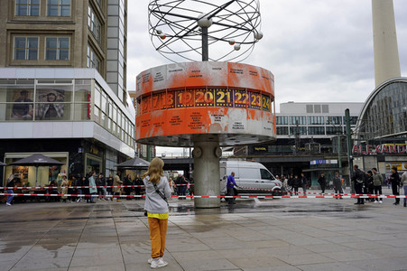 Klimaprotest am Alexanderplatz in Berlin