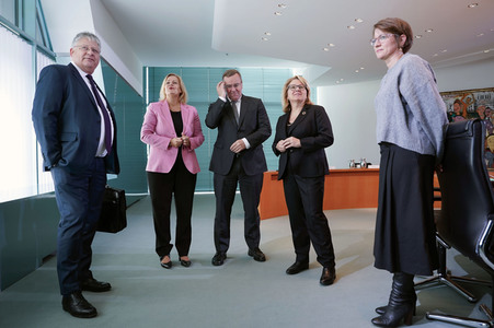 Sitzung des Sicherheitskabinetts der Bundesregierung in Berlin