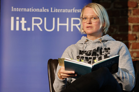Mareike Graepel und Jan Hendrik Ax auf der lit.Ruhr 2023 in Bochum