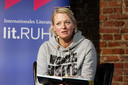 Mareike Graepel und Jan Hendrik Ax auf der lit.Ruhr 2023 in Bochum