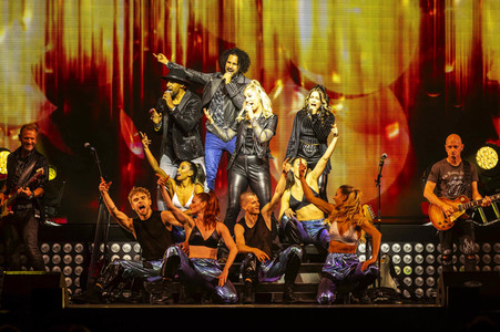 Wolffgang Petry Musical-Show 'Wahnsinn! - Die Show' in Erfurt