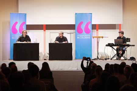 Sven Stricker und Bjarne Mädel auf der lit.Cologne 2023 in Köln