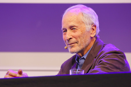 Richard Ford und Ulrich Noethen auf der lit.Cologne Spezial 2023 in Köln