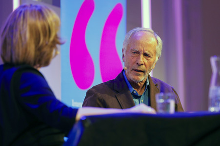 Richard Ford und Ulrich Noethen auf der lit.Cologne Spezial 2023 in Köln