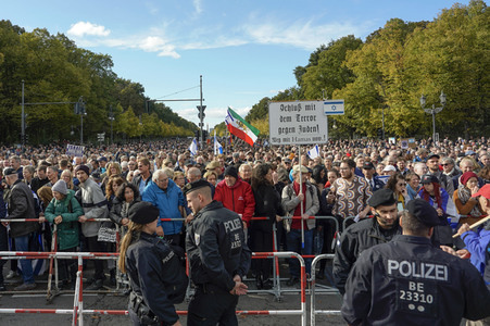 Kundgebung gegen Antisemitismus und für Solidarität mit Israel in Berlin