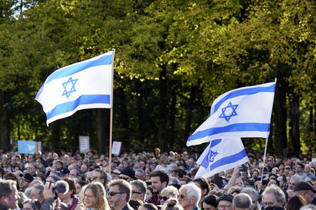 Kundgebung gegen Antisemitismus und für Solidarität mit Israel in Berlin