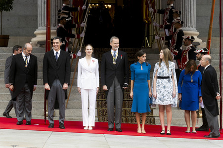 Kronprinzessin Leonor schwört den Treueeid in Madrid