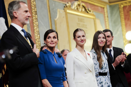 Kronprinzessin Leonor schwört den Treueeid in Madrid