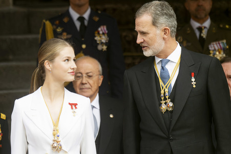 Kronprinzessin Leonor schwört den Treueeid in Madrid