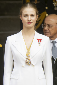 Kronprinzessin Leonor schwört den Treueeid in Madrid