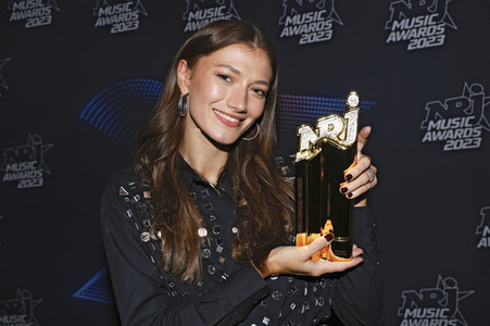 NRJ Music Award Pre-Party mit Leony in Berlin