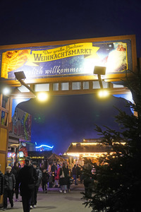 Weihnachtsmarkt 'Winterzauber' in Berlin