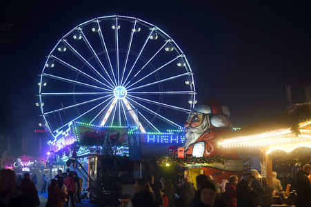 Weihnachtsmarkt 'Winterzauber' in Berlin