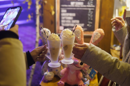 Weihnachtsmarkt 'Winterzauber' in Berlin
